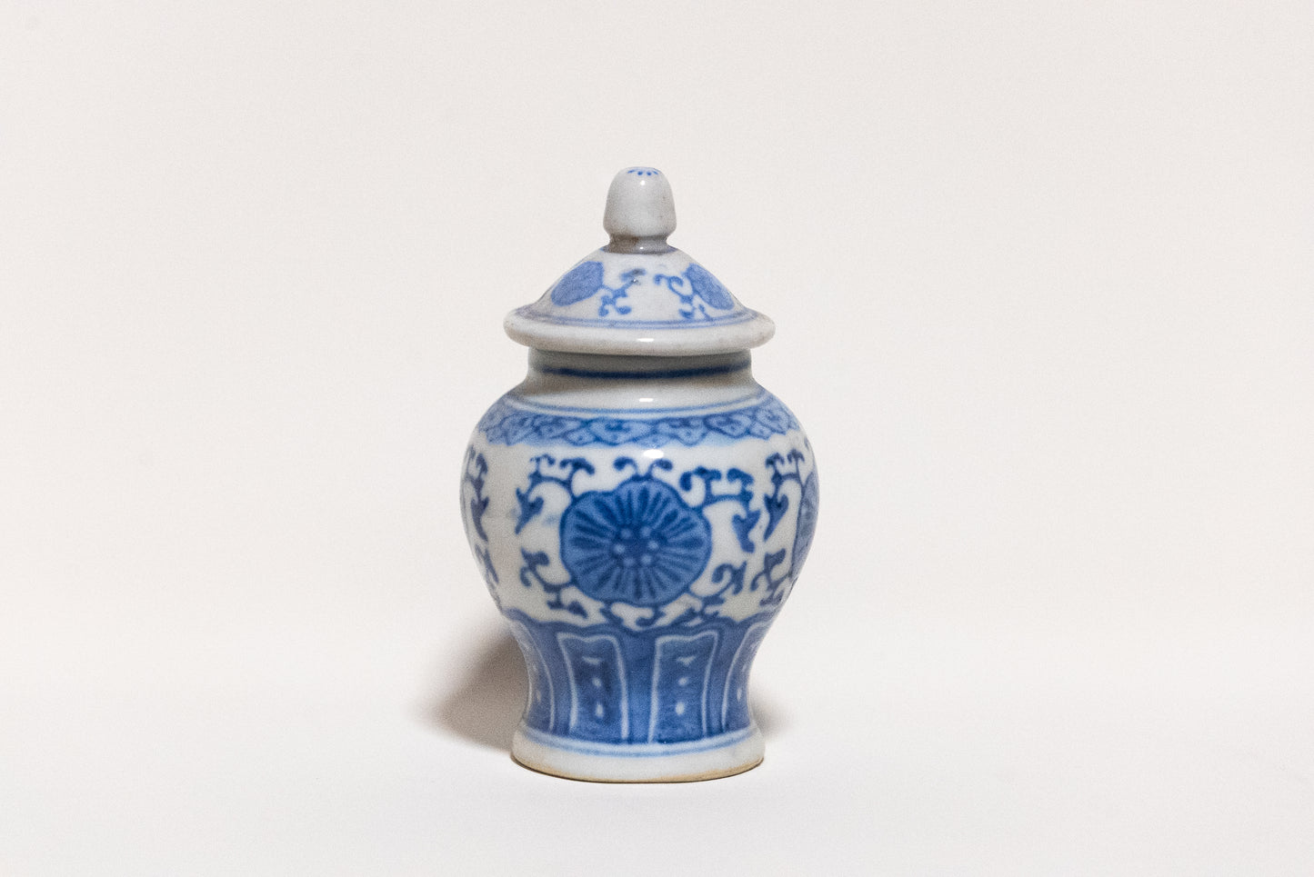Collector's Jingdezhen Tea Caddy | Authentic Antique "567-Era" Jingdezhen Blue & White "General's Jar" Tea Caddy with Lotus Scroll